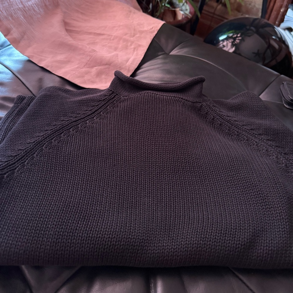 J. Crew Men's Dark Navy Roll Neck Sweater Size Small 100% Cotton.